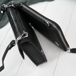 Černá dámská kožená crossbody kabelka s motivem croco 2 v 1 Cornelia